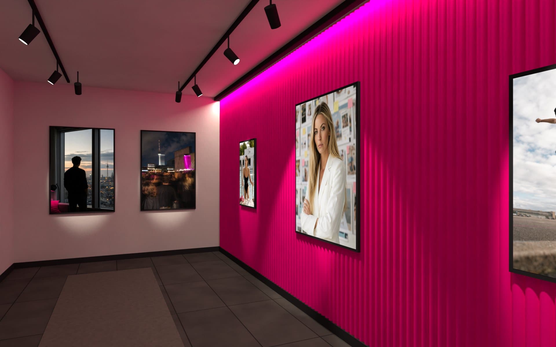 Galerie mit Strahlern an Deckenschienen, an der pinken Wand das Porträt von Viviane